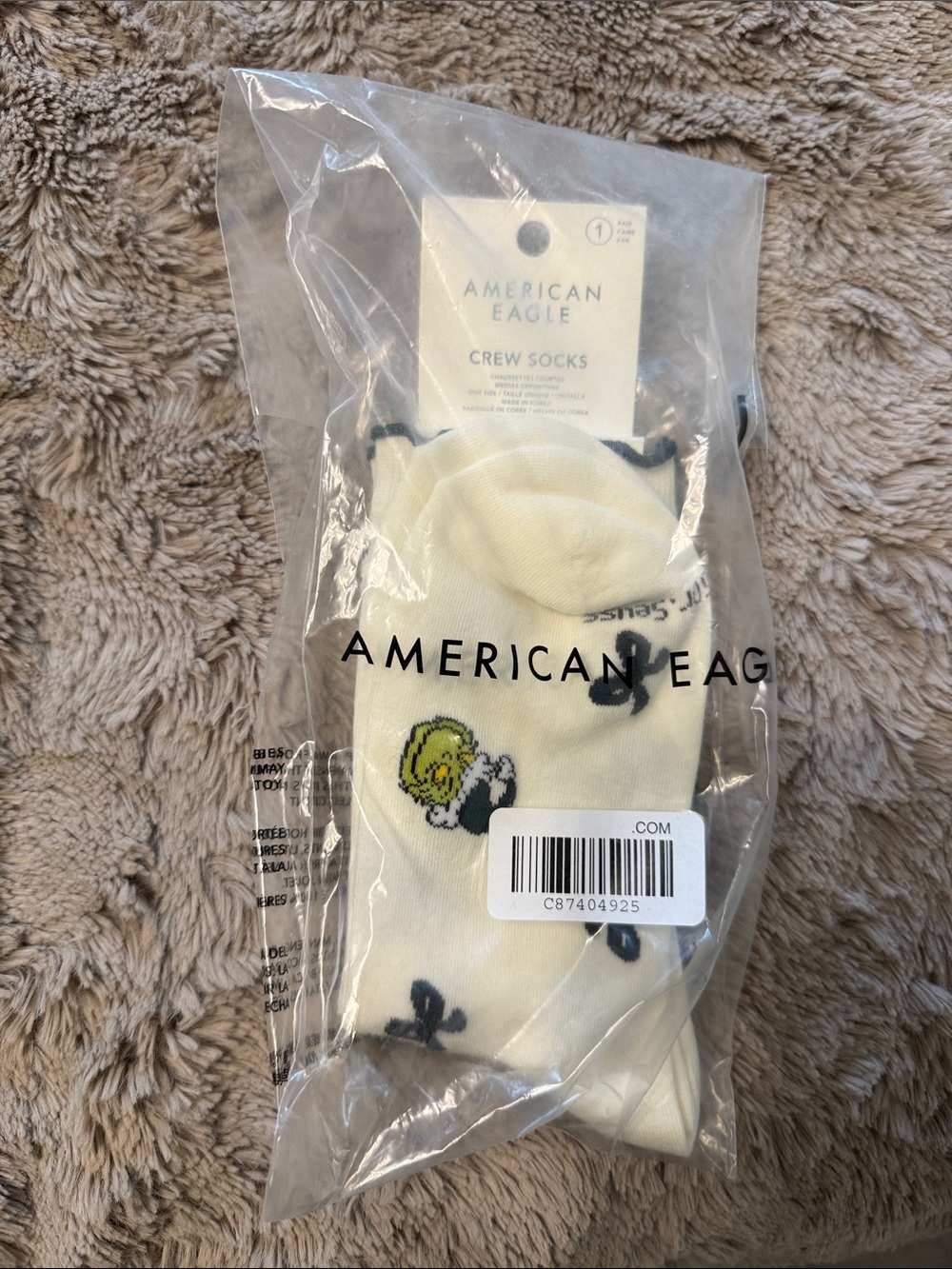 American Eagle Outfitters Grinch Crew Socks